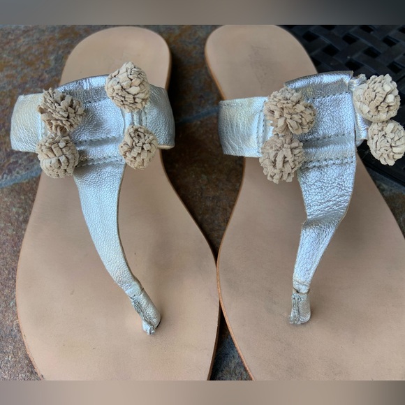 Loeffler Randall * Sosie-Gks * Silver & Wheat Pom Pom Sandals - Picture 3 of 7